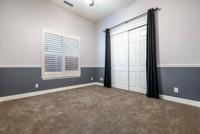 332 W Everglade Avenue, Clovis, CA 93619