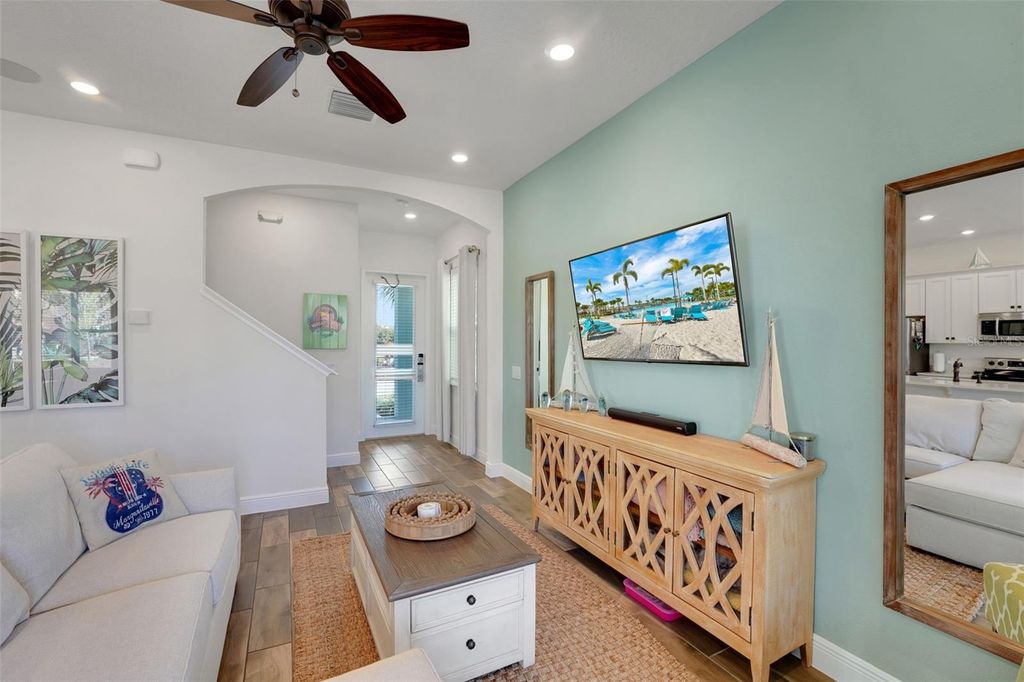 Image 3 of property listing at 2968 SALTED RIM ROAD, Kissimmee, FL 34747