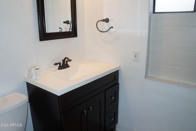 5756 W DEL RIO Street, Chandler, AZ 85226