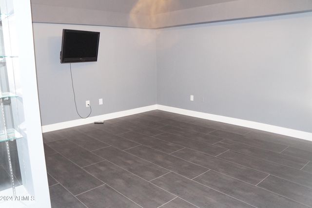 5756 W DEL RIO Street, Chandler, AZ 85226