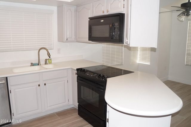 5756 W DEL RIO Street, Chandler, AZ 85226