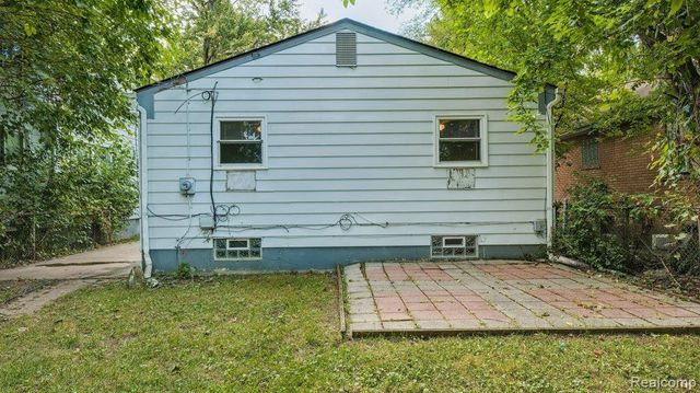 8725 Packard Avenue, Warren, MI 48089