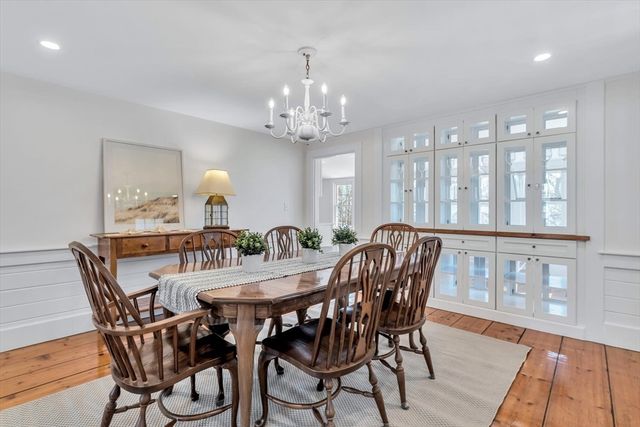 25 Riverside Dr, Harwich, MA 02671
