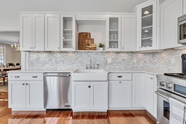 25 Riverside Dr, Harwich, MA 02671