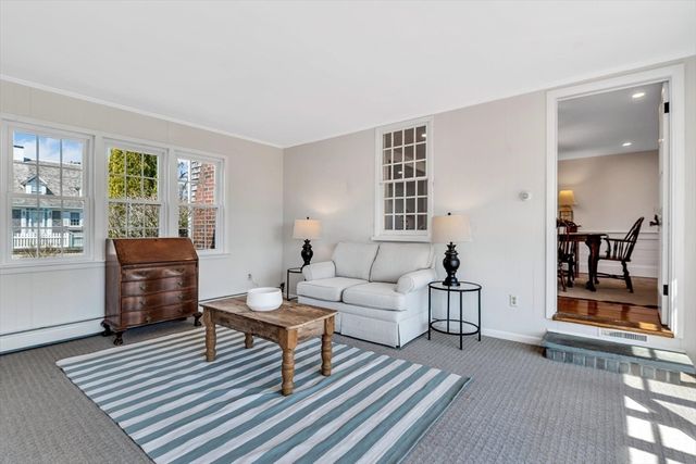 25 Riverside Dr, Harwich, MA 02671