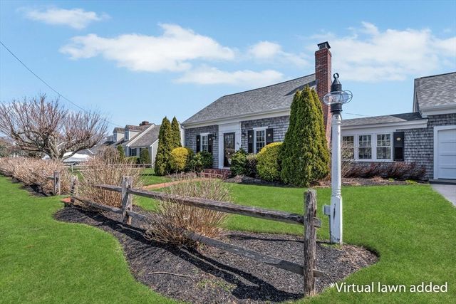 25 Riverside Dr, Harwich, MA 02671