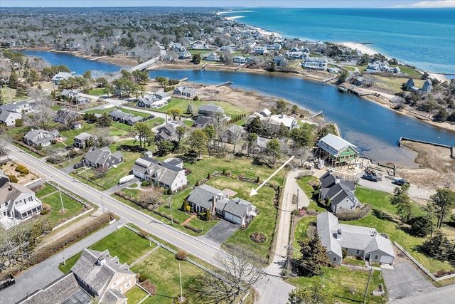 25 Riverside Dr, Harwich, MA 02671