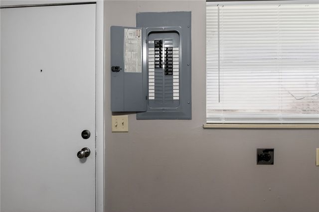 5862 Brandt Pike, Dayton, OH 45424