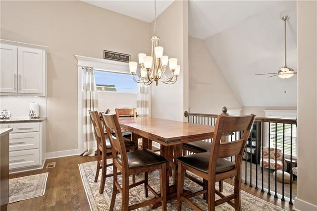 904 Papaw Lane, Pleasant Hill, MO 64080