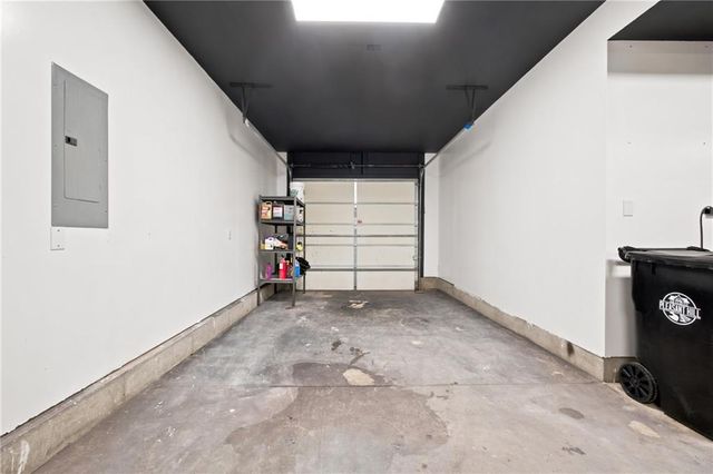 904 Papaw Lane, Pleasant Hill, MO 64080
