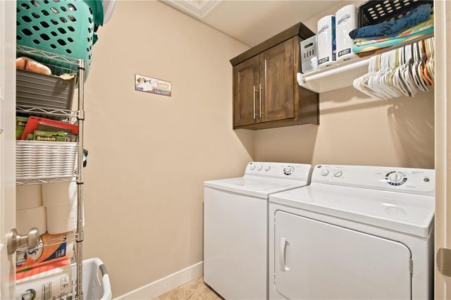 904 Papaw Lane, Pleasant Hill, MO 64080