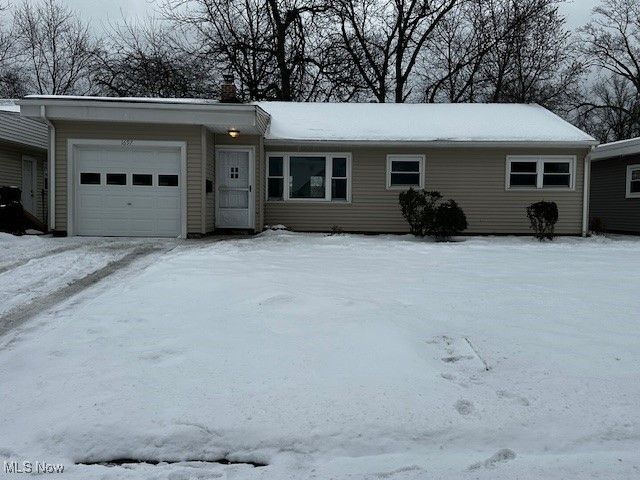 1697 Hawthorne Drive, Mayfield Heights, OH 44124