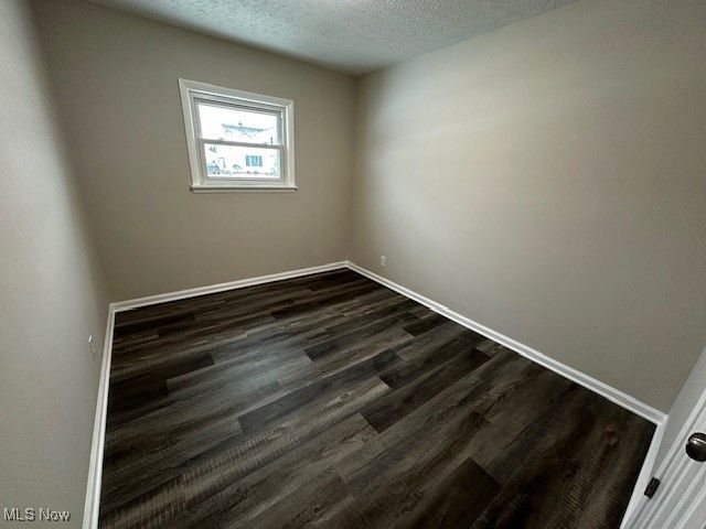 1697 Hawthorne Drive, Mayfield Heights, OH 44124