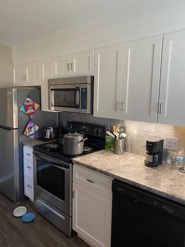 1640 Greenview Drive, Ann Arbor, MI 48103