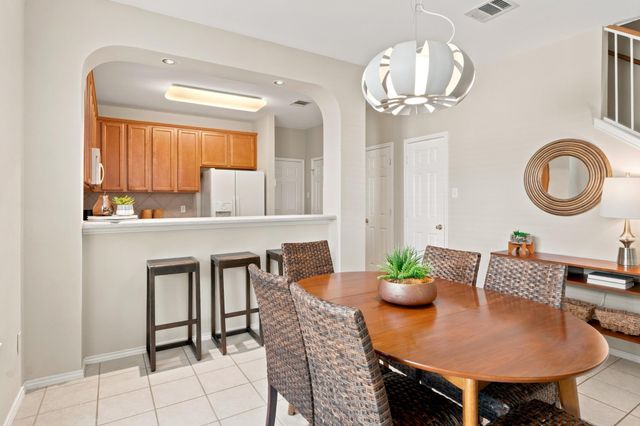 1900 Scofield Ridge PKWY 202, Austin, TX 78727