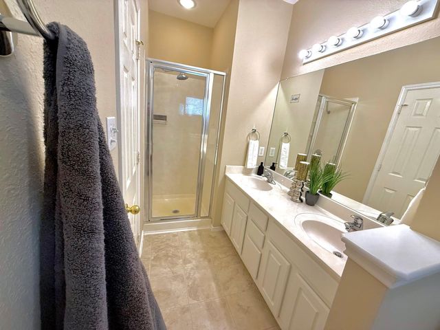 1900 Scofield Ridge PKWY 202, Austin, TX 78727