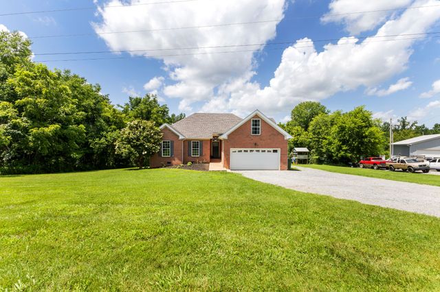 9389 Hi Lo Rd, Bon Aqua, TN 37025