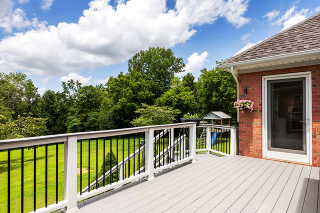 9389 Hi Lo Rd, Bon Aqua, TN 37025