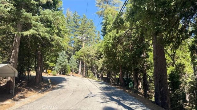 26578 Lake Forest Drive, Twin Peaks, CA 92391