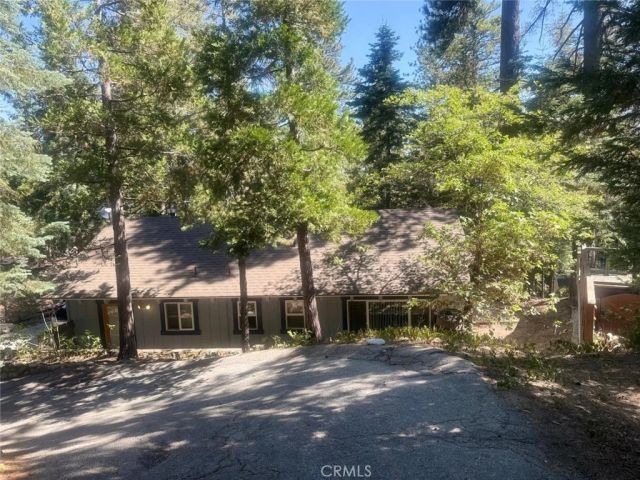 26578 Lake Forest Drive, Twin Peaks, CA 92391
