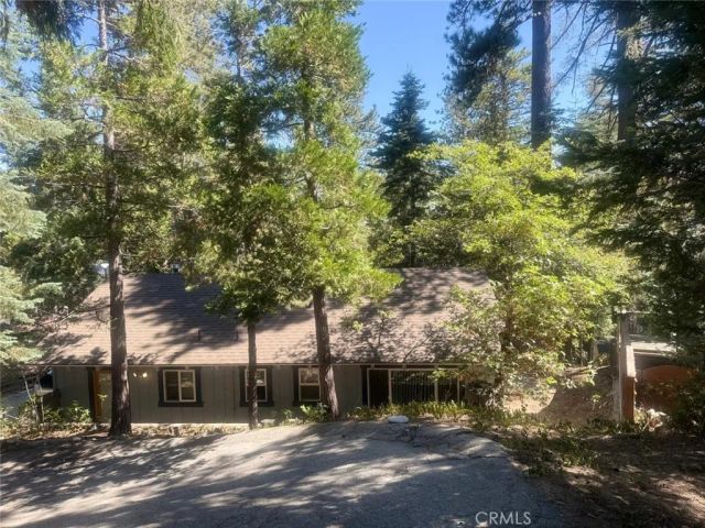 26578 Lake Forest Drive, Twin Peaks, CA 92391
