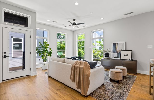 4707 Virginia Avenue 3, Dallas, TX 75204