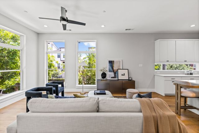 4707 Virginia Avenue 3, Dallas, TX 75204