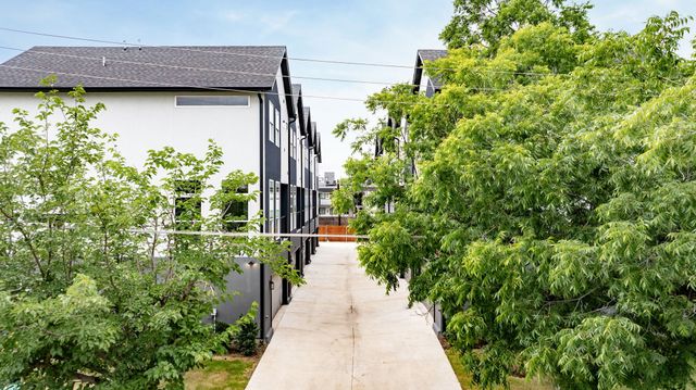 4707 Virginia Avenue 3, Dallas, TX 75204