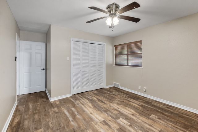 800 Western Hills Drive, Sherman, TX 75092