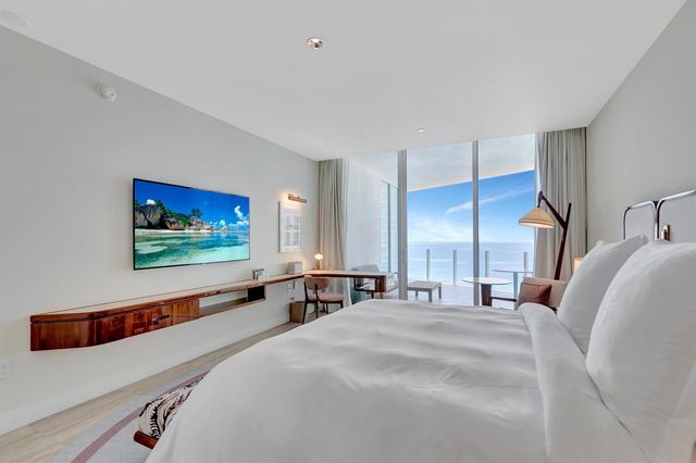 525 N Fort Lauderdale Beach Boulevard 1605, Fort Lauderdale, FL 33304