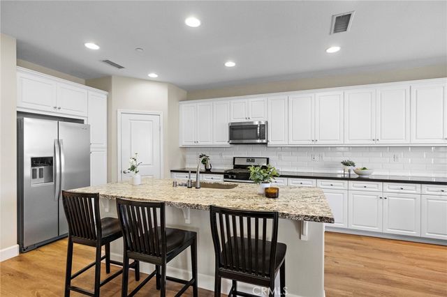 11514 Elderberry, Corona, CA 92883