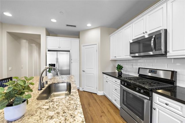 11514 Elderberry, Corona, CA 92883
