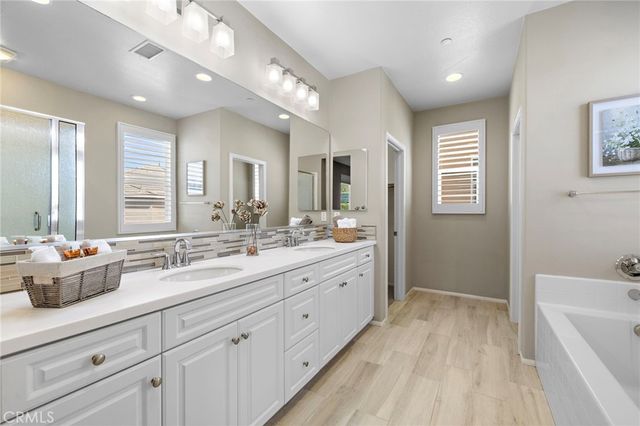 11514 Elderberry, Corona, CA 92883