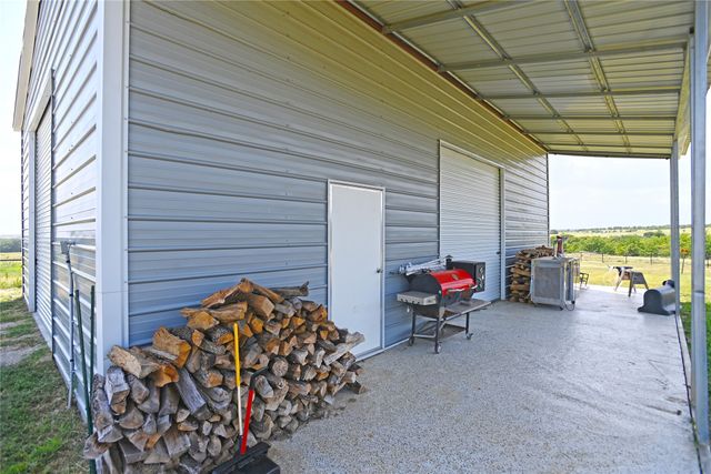 7409 Autumn Grove Lane, Ponder, TX 76259