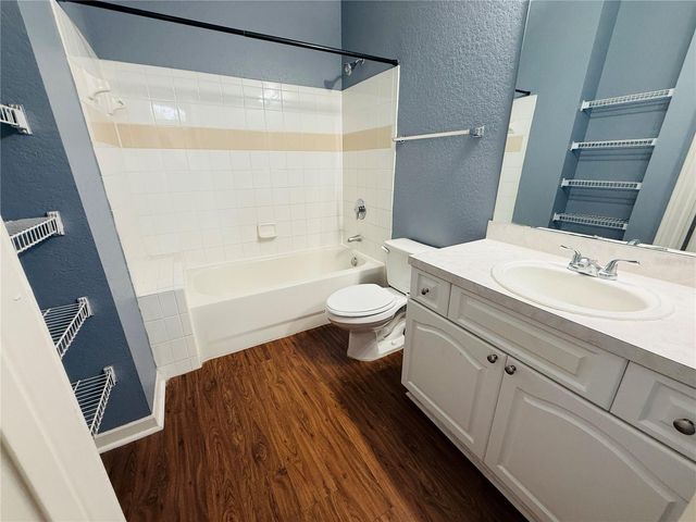 17114 CARRINGTON PARK DRIVE 219, Tampa, FL 33647