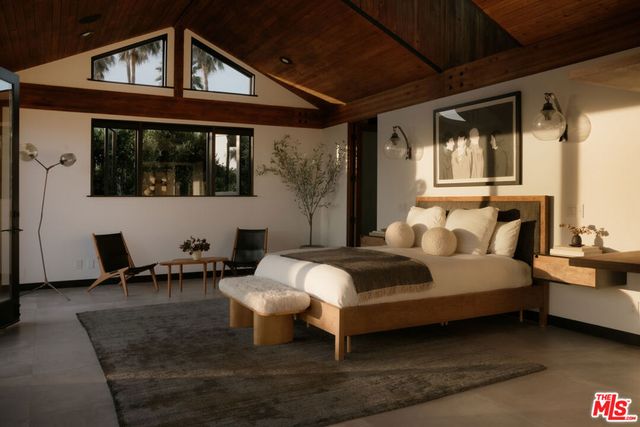 30464 Morning View Drive, Malibu, CA 90265