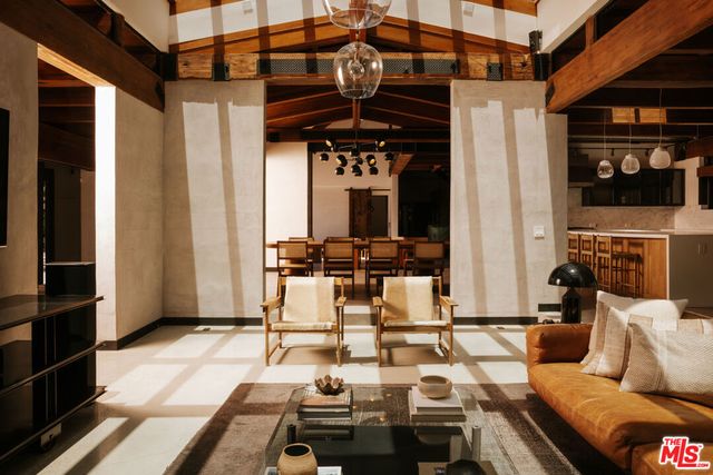30464 Morning View Drive, Malibu, CA 90265