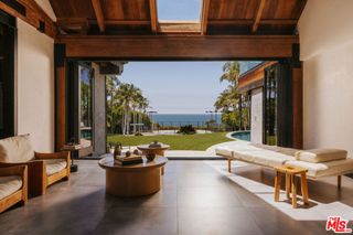 30464 Morning View Drive, Malibu, CA 90265
