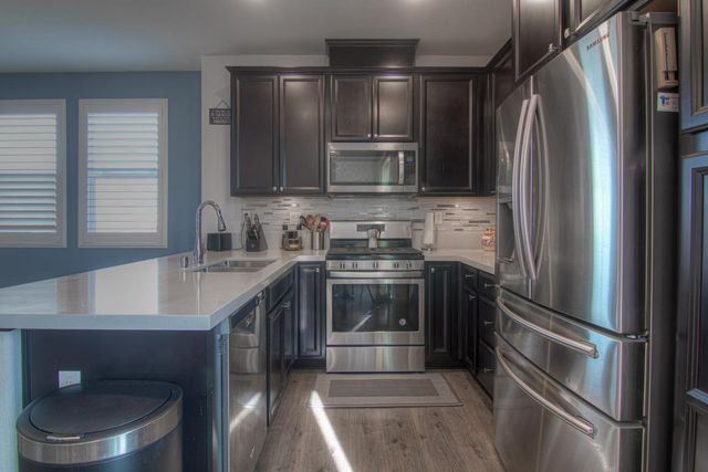 2555 Radar Ln, Sacramento, CA 95834