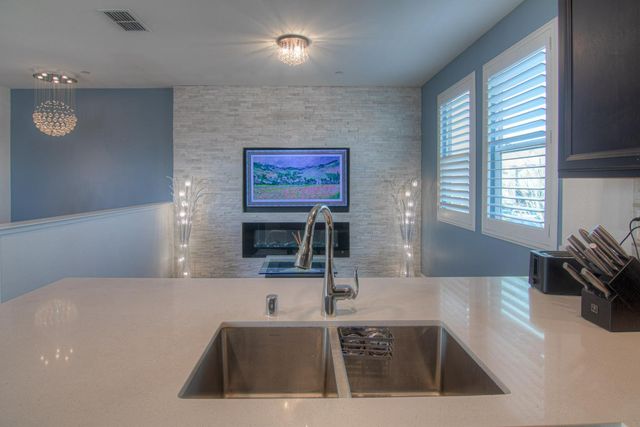 2555 Radar Ln, Sacramento, CA 95834