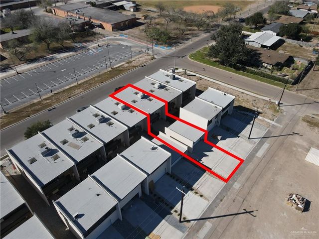 1406 S 7th Avenue, Edinburg, TX 78539