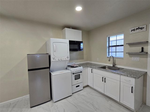 8703 Berndale Street, Houston, TX 77029