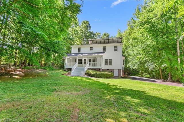902 & 904 Raylewood Court, Greensboro, NC 27406