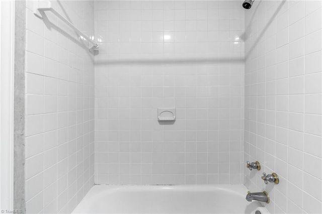 902 & 904 Raylewood Court, Greensboro, NC 27406