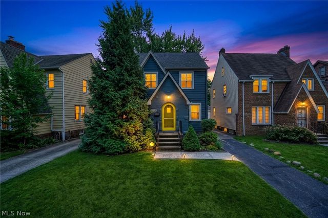 3534 Cedarbrook Road, University Heights, OH 44118