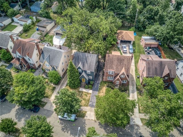 3534 Cedarbrook Road, University Heights, OH 44118