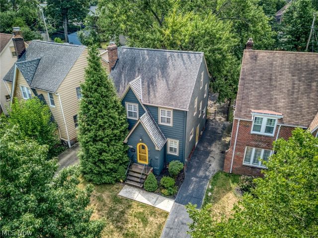 3534 Cedarbrook Road, University Heights, OH 44118