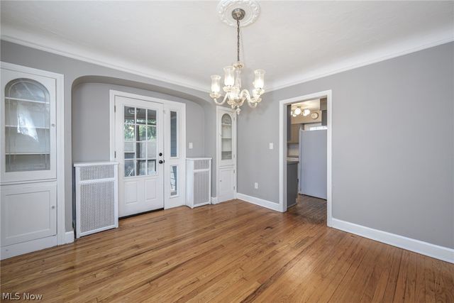 3534 Cedarbrook Road, University Heights, OH 44118