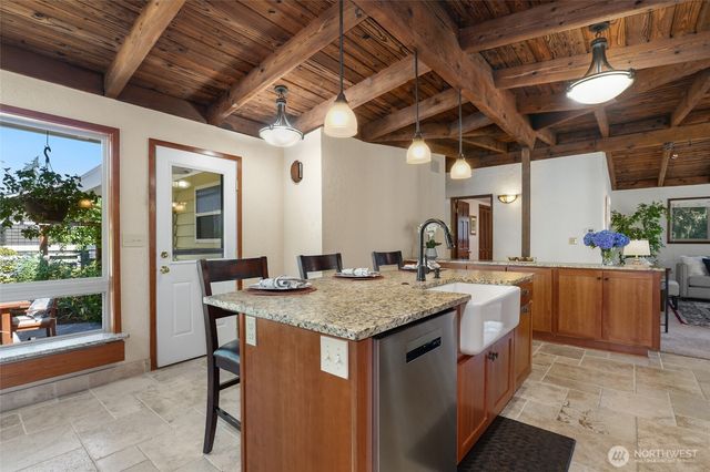 336 N 160th Street, Shoreline, WA 98133
