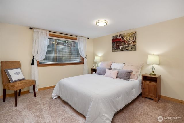 336 N 160th Street, Shoreline, WA 98133